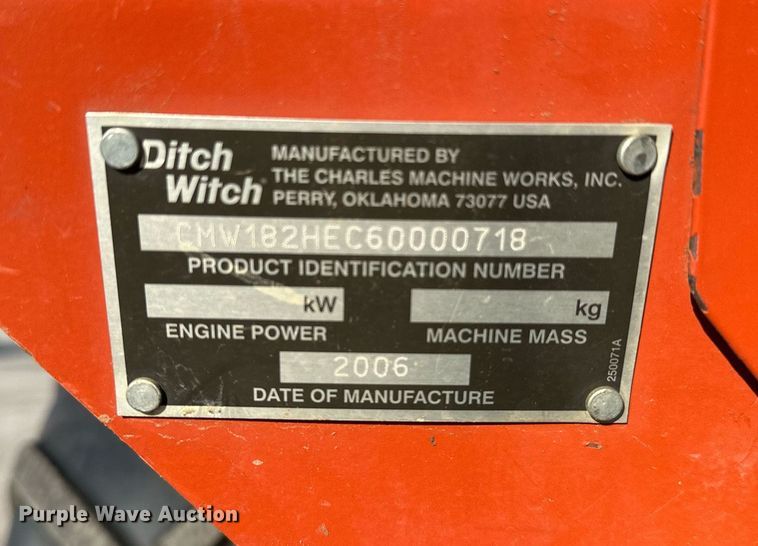 image for item NQ9323 2006 Ditch Witch 1820  trencher