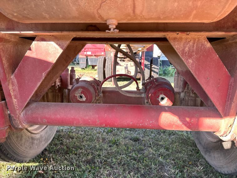 image for item NQ9336 1985 Fruehauf DRX-M2-530  end dump trailer