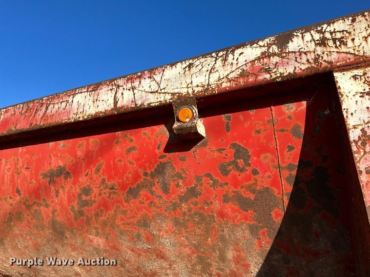 image for item NQ9336 1985 Fruehauf DRX-M2-530  end dump trailer