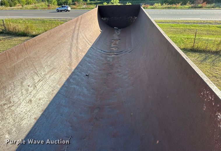 image for item NQ9336 1985 Fruehauf DRX-M2-530  end dump trailer