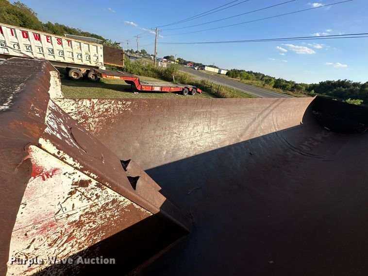 image for item NQ9336 1985 Fruehauf DRX-M2-530  end dump trailer