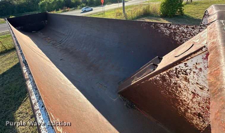 image for item NQ9336 1985 Fruehauf DRX-M2-530  end dump trailer