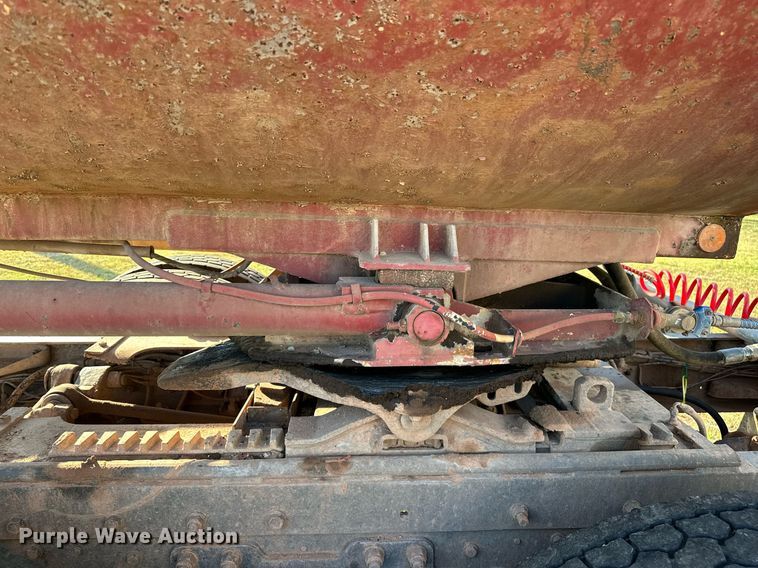 image for item NQ9336 1985 Fruehauf DRX-M2-530  end dump trailer