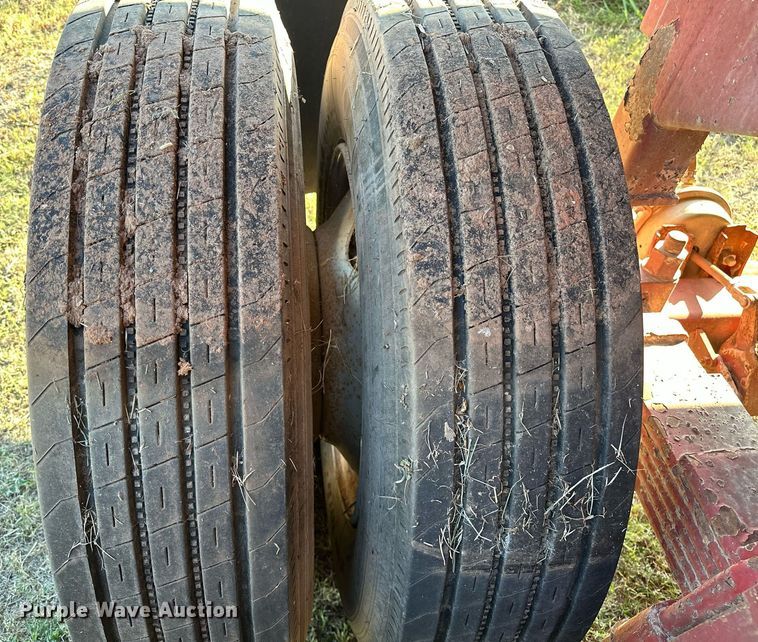 image for item NQ9336 1985 Fruehauf DRX-M2-530  end dump trailer