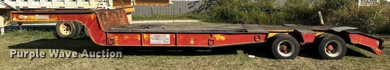 image for item NQ9342 1966 Fruehauf  drop deck trailer