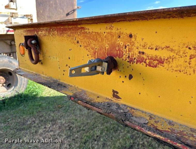 image for item NQ9342 1966 Fruehauf  drop deck trailer