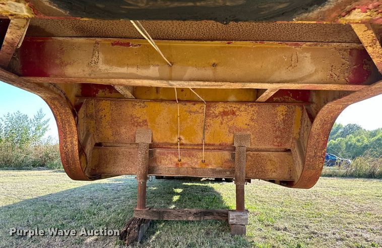 image for item NQ9342 1966 Fruehauf  drop deck trailer