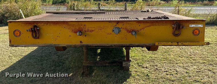 image for item NQ9342 1966 Fruehauf  drop deck trailer