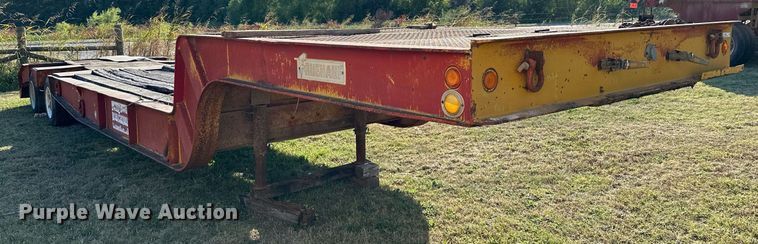 image for item NQ9342 1966 Fruehauf  drop deck trailer