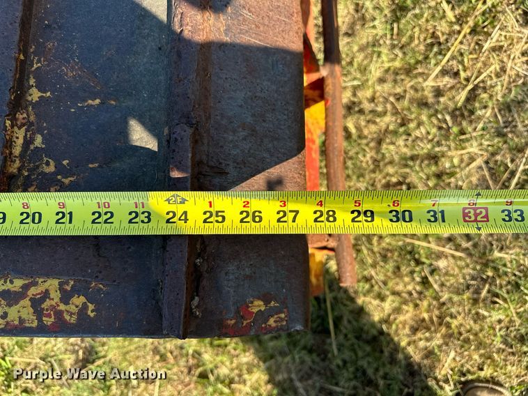 image for item NQ9342 1966 Fruehauf  drop deck trailer