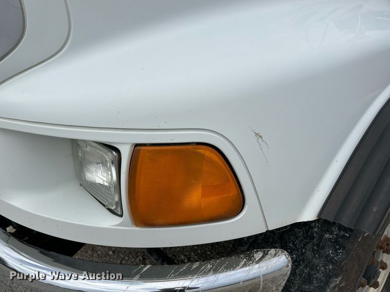 image for item NQ9835 2004 Sterling L9500  dump truck