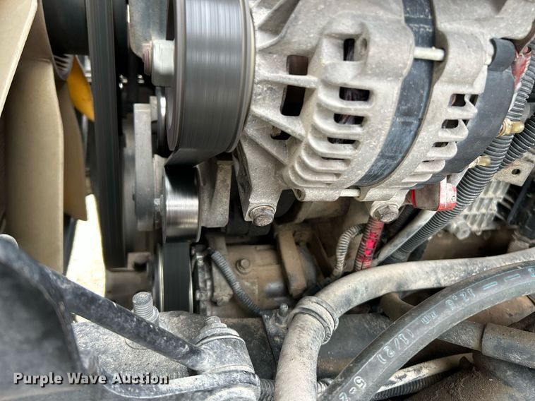 image for item NQ9835 2004 Sterling L9500  dump truck