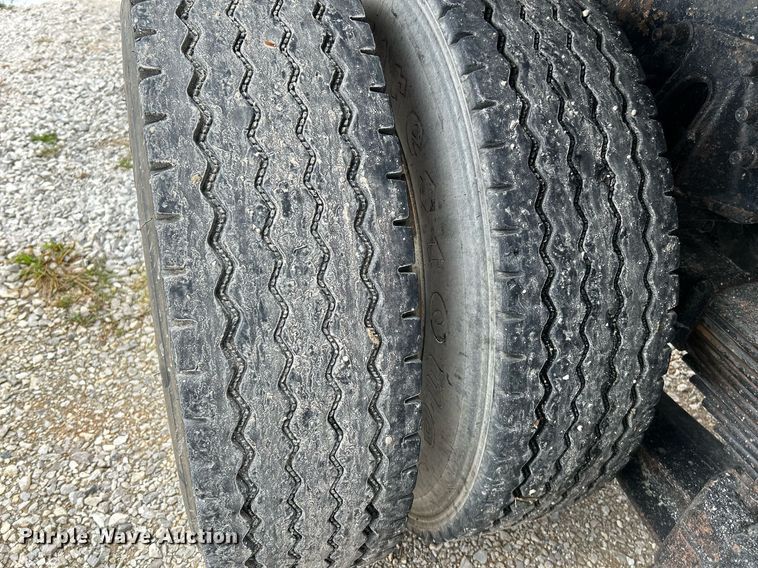 image for item NQ9835 2004 Sterling L9500  dump truck