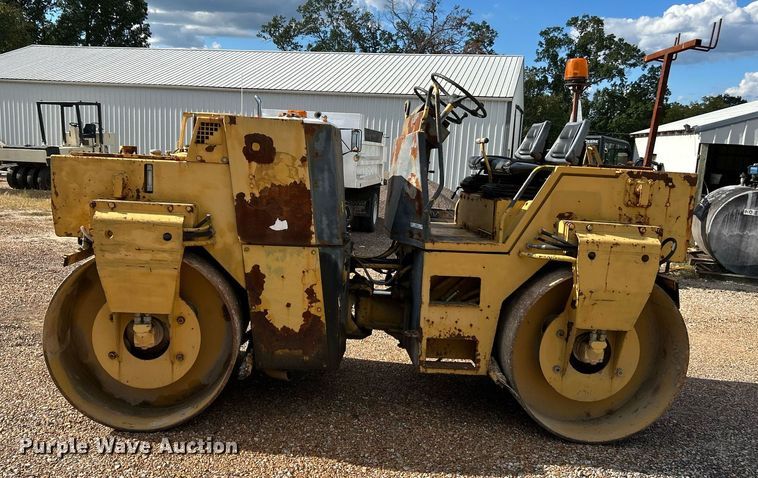 image for item NQ9853 Bomag BW 141/66  double drum vibratory roller