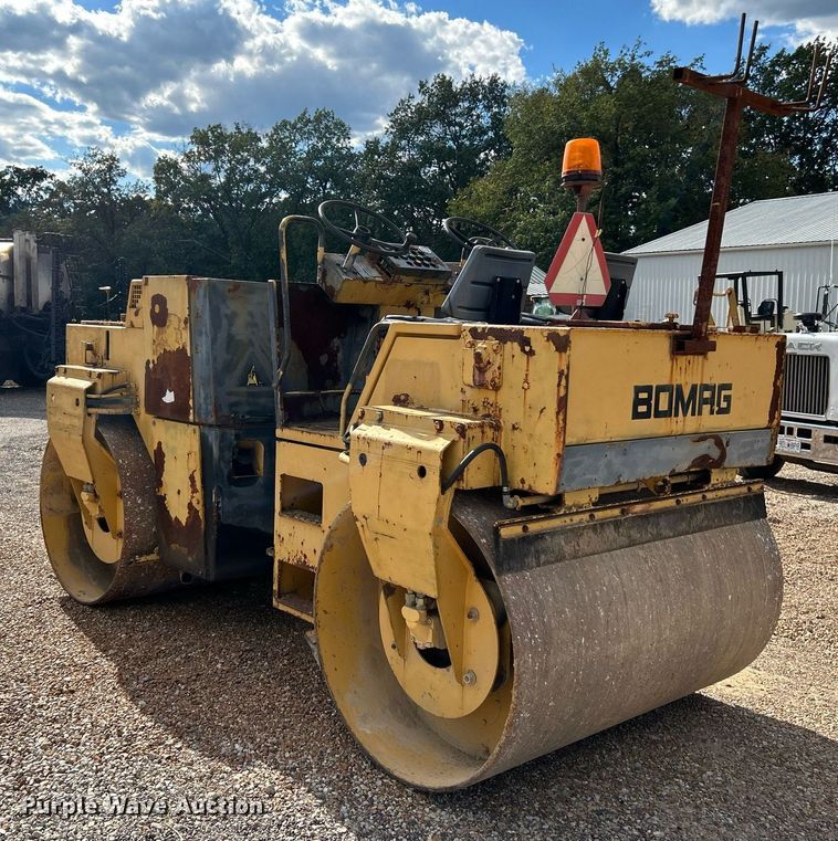image for item NQ9853 Bomag BW 141/66  double drum vibratory roller