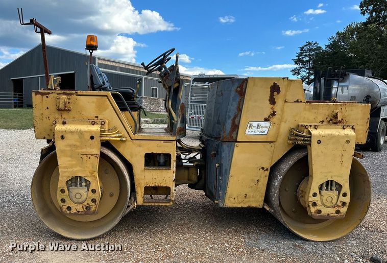 image for item NQ9853 Bomag BW 141/66  double drum vibratory roller