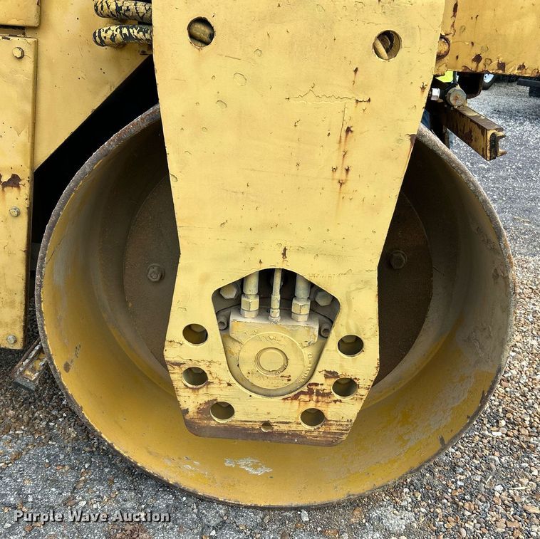 image for item NQ9853 Bomag BW 141/66  double drum vibratory roller