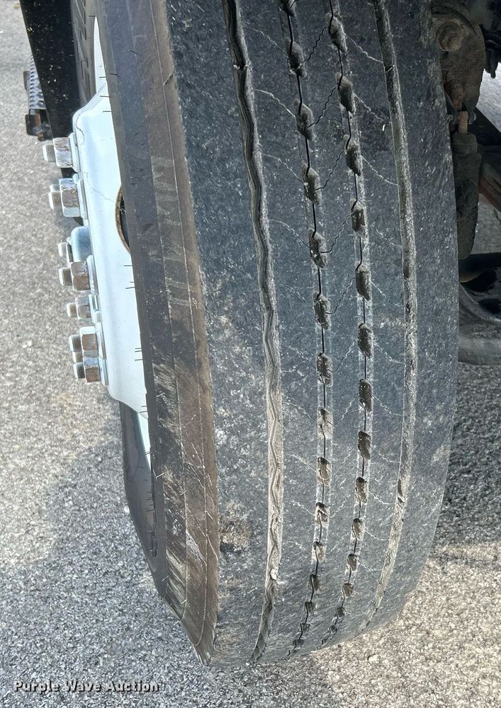 image for item NQ9866 2010 International WorkStar 7400  dump truck