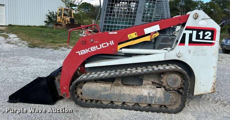 image for item NQ9868 2013 Takeuchi TL12  tracked skid steer loader