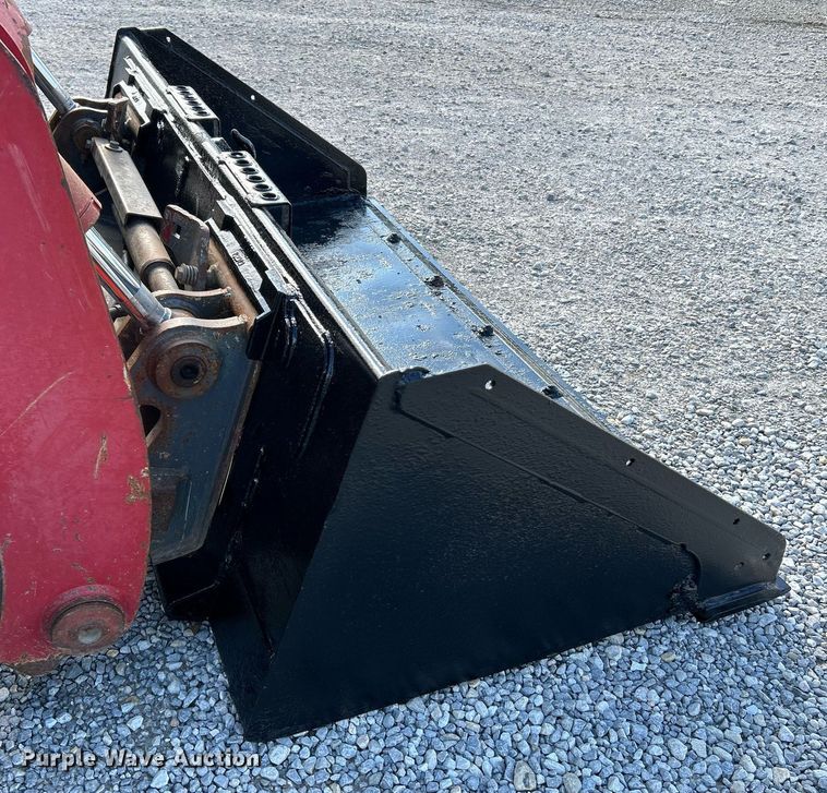 image for item NQ9868 2013 Takeuchi TL12  tracked skid steer loader