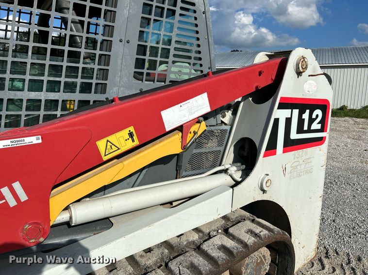 image for item NQ9868 2013 Takeuchi TL12  tracked skid steer loader