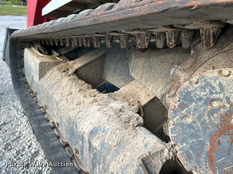 image for item NQ9868 2013 Takeuchi TL12  tracked skid steer loader