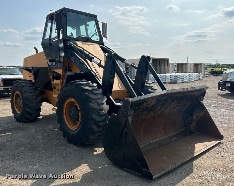 image for item NQ9874 1984 Case MW24C  wheel loader