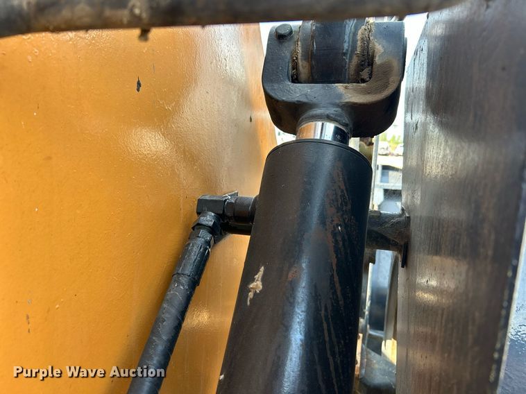 image for item NQ9874 1984 Case MW24C  wheel loader