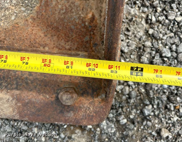 image for item NQ9876 2011 Bobcat T650  tracked skid steer loader