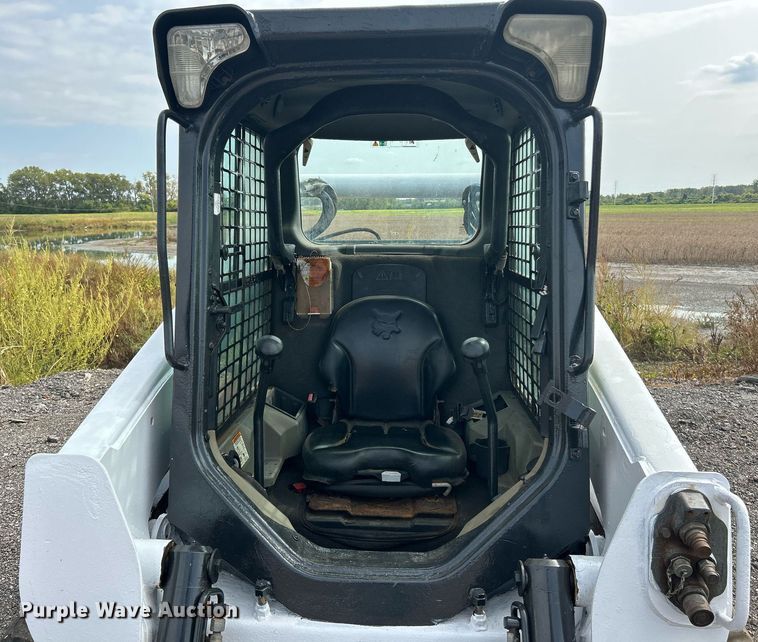 image for item NQ9876 2011 Bobcat T650  tracked skid steer loader