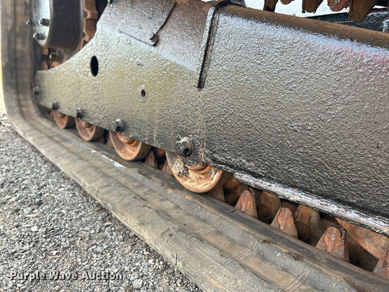 image for item NQ9876 2011 Bobcat T650  tracked skid steer loader