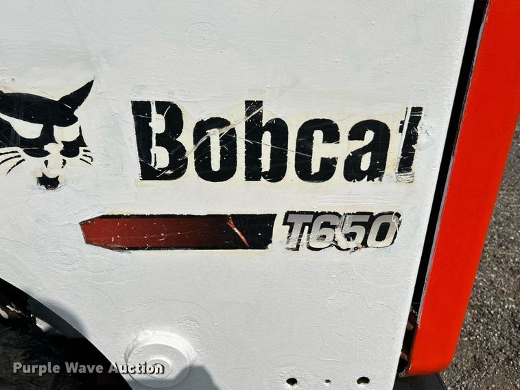 image for item NQ9876 2011 Bobcat T650  tracked skid steer loader