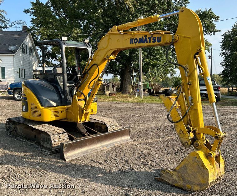 image for item NQ9877 Komatsu PC55MR-2  mini excavator