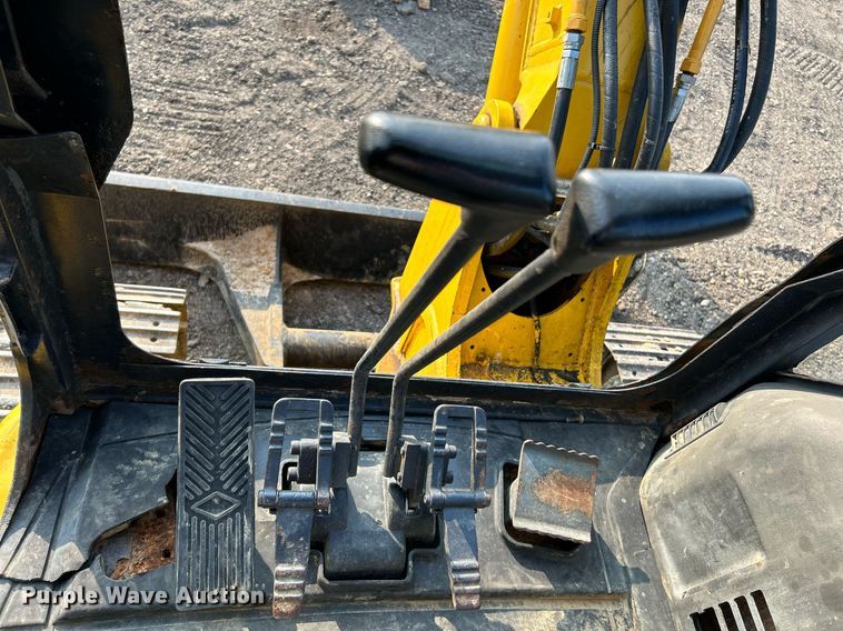 image for item NQ9877 Komatsu PC55MR-2  mini excavator