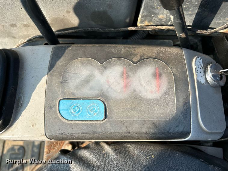 image for item NQ9877 Komatsu PC55MR-2  mini excavator