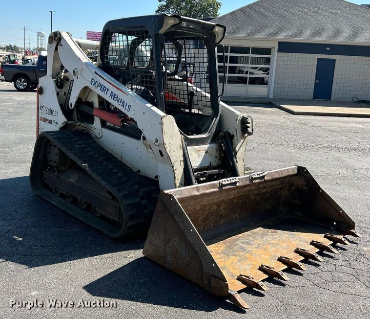 image for item NQ9887 2016 Bobcat T650  tracked skid steer loader