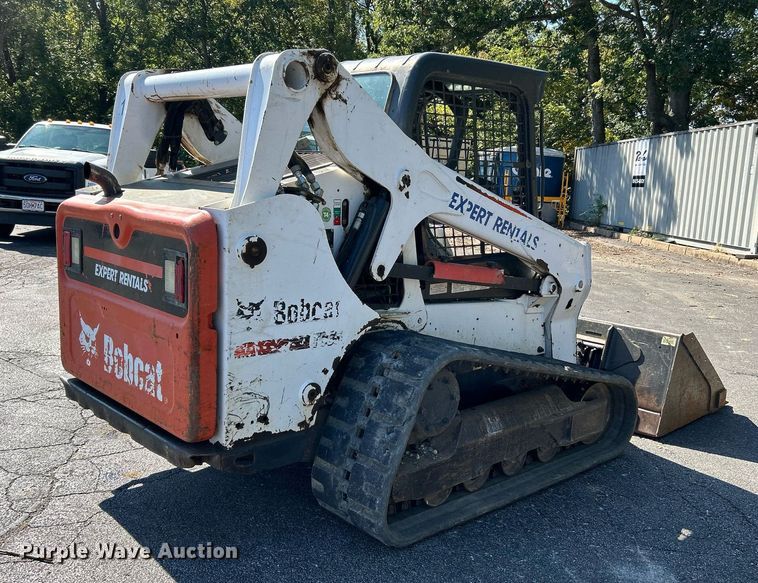 image for item NQ9887 2016 Bobcat T650  tracked skid steer loader