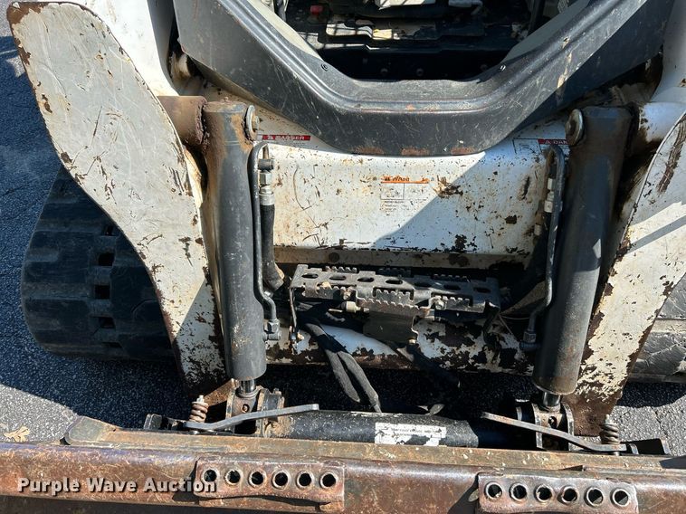 image for item NQ9887 2016 Bobcat T650  tracked skid steer loader