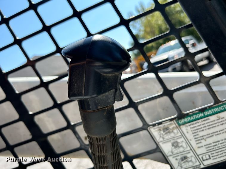 image for item NQ9887 2016 Bobcat T650  tracked skid steer loader