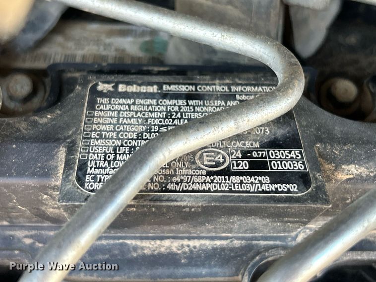 image for item NQ9887 2016 Bobcat T650  tracked skid steer loader