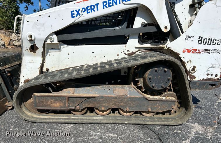 image for item NQ9887 2016 Bobcat T650  tracked skid steer loader