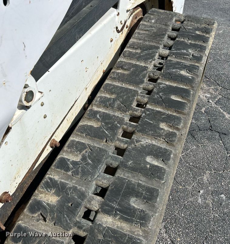 image for item NQ9887 2016 Bobcat T650  tracked skid steer loader