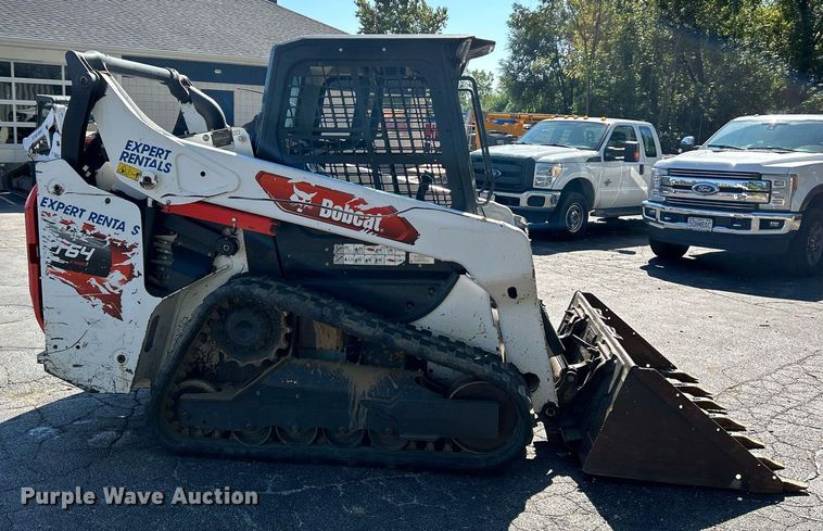 image for item NQ9888 2020 Bobcat T64  tracked skid steer loader