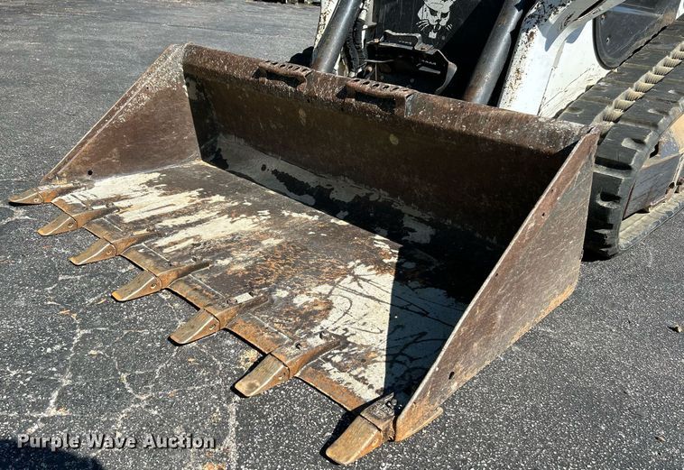 image for item NQ9888 2020 Bobcat T64  tracked skid steer loader