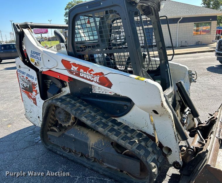 image for item NQ9888 2020 Bobcat T64  tracked skid steer loader