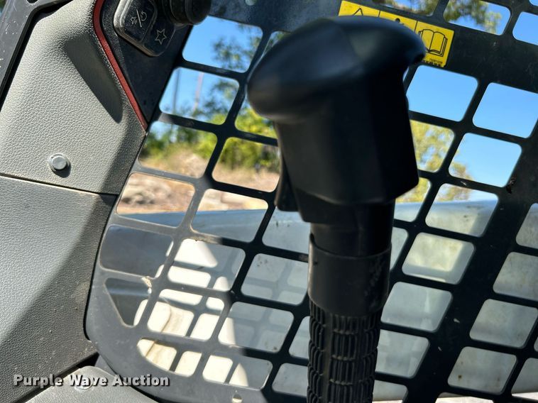 image for item NQ9888 2020 Bobcat T64  tracked skid steer loader