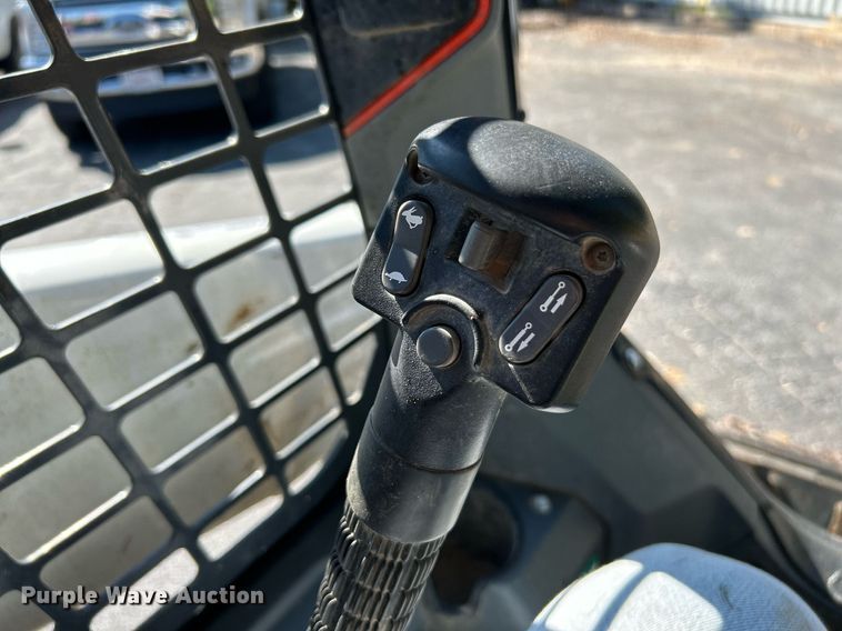 image for item NQ9888 2020 Bobcat T64  tracked skid steer loader