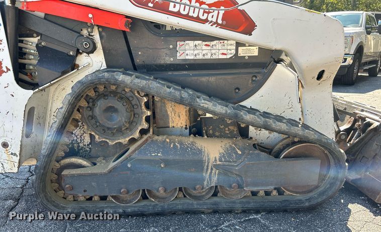 image for item NQ9888 2020 Bobcat T64  tracked skid steer loader