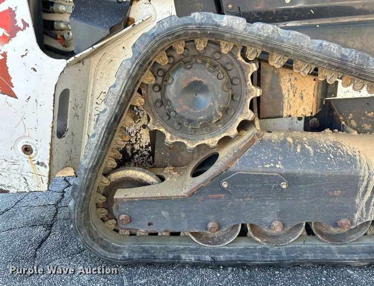 image for item NQ9888 2020 Bobcat T64  tracked skid steer loader