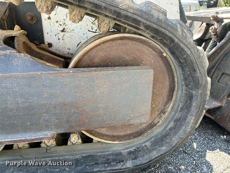 image for item NQ9888 2020 Bobcat T64  tracked skid steer loader